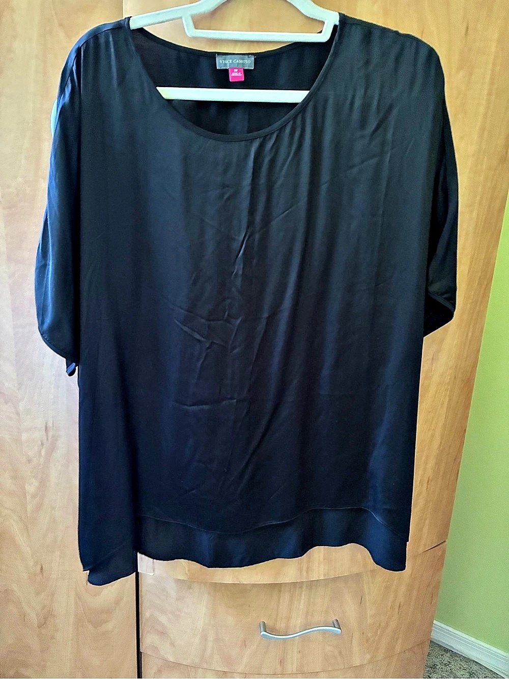 Vince Camuto Black Tunic Top Size Medium Like New